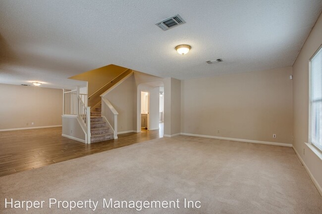 Building Photo - 4 br, 2.5 bath House - 16638 Calico Creek ...