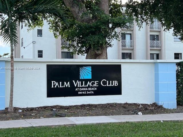 Foto del edificio - 500 NE 2nd St