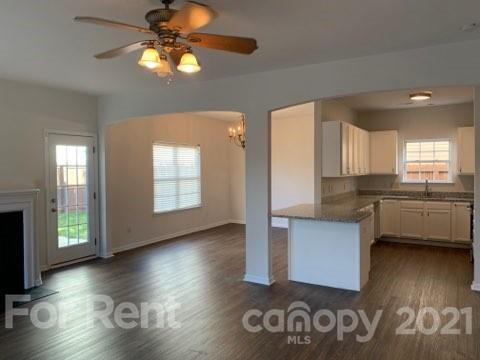 Building Photo - 7007 Sycamore Grove Ct