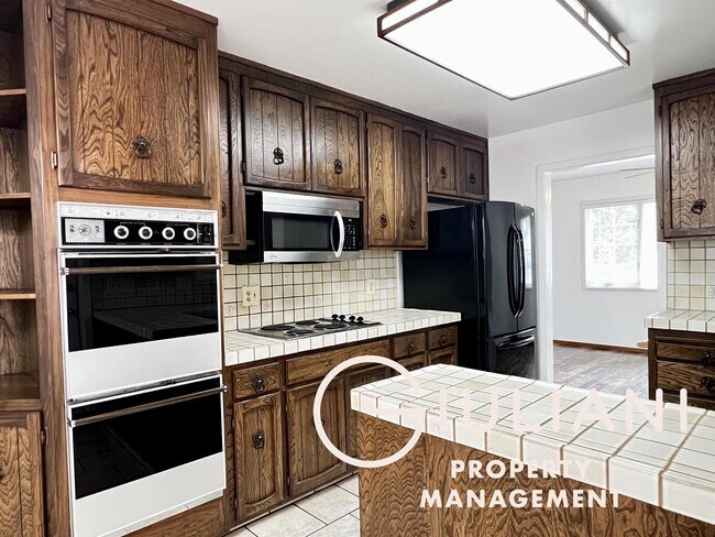 Foto del edificio - 257 Woodland Ave