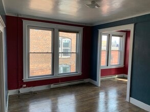 Building Photo - 304 N Main St