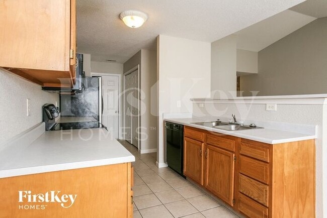Building Photo - 6041 Gimbel Cir