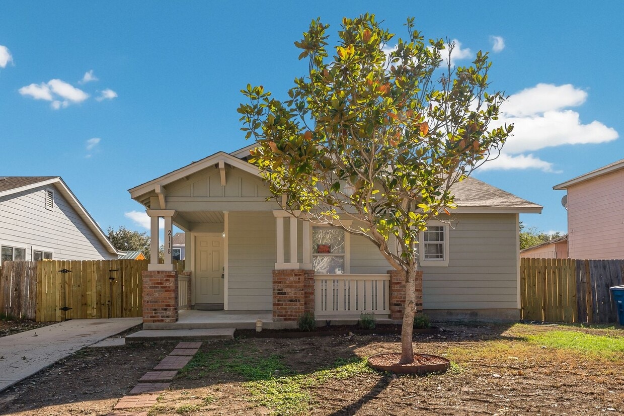 3/2 Gem Near Palo Alto College - 3/2 Gem Near Palo Alto College