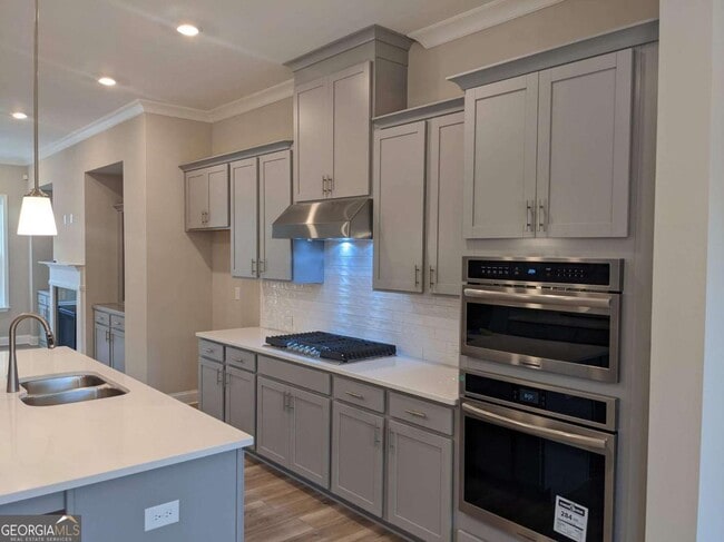 Foto del edificio - 225 Spike Trl SE