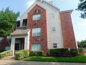 Building Photo - 1330 Old Spanish Trl