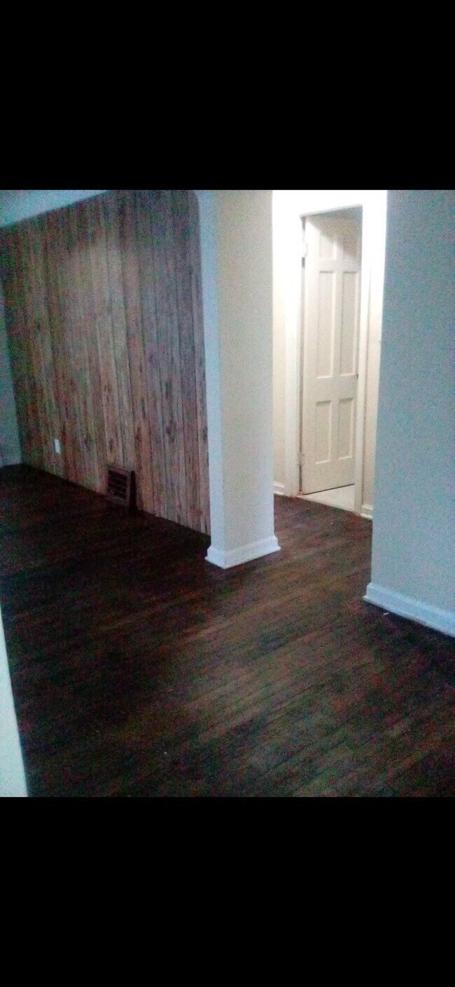 Foto del edificio - 13508 Thraves Rd