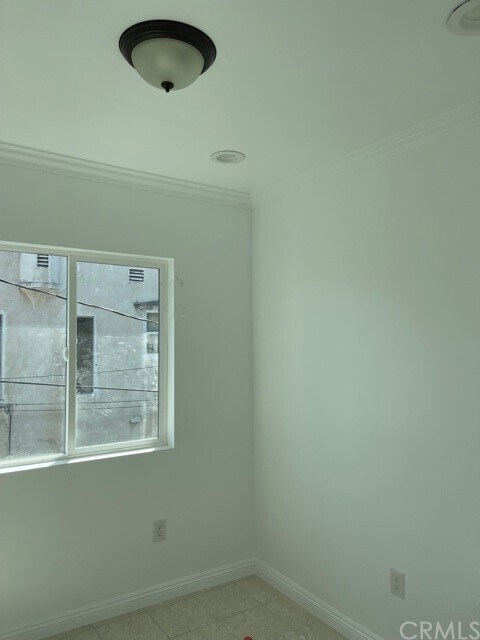 Primary Photo - 2400 E 3rd St