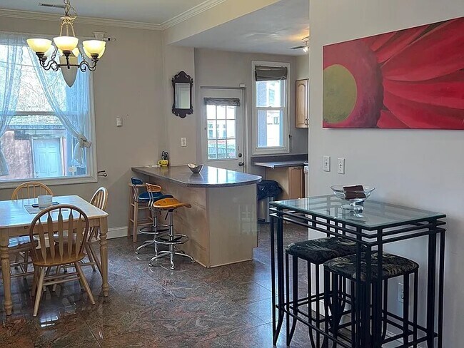 Foto del edificio - 4016 14th St NW