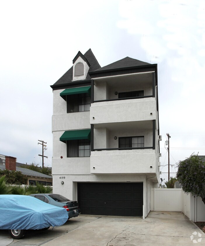 Primary Photo - 4109 Kansas St