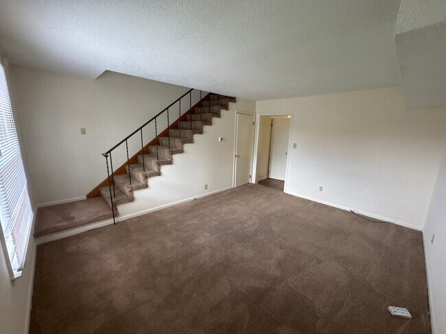 Foto del edificio - 523 A Dawson Ln