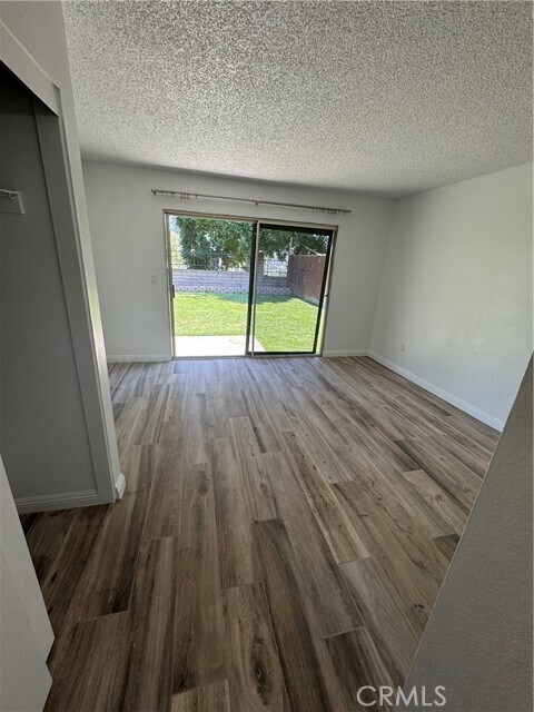 Foto del edificio - 2324 Cravath Ct