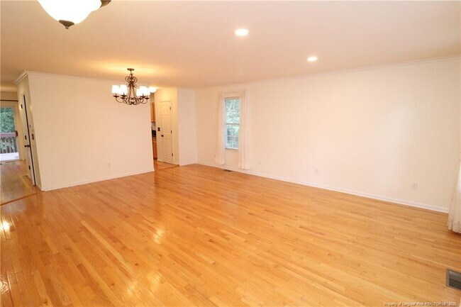 Foto del edificio - 2114 Frissell Ave