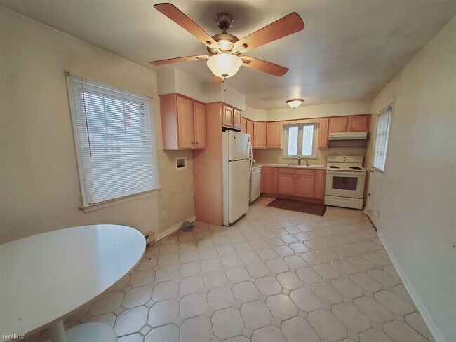 Foto del edificio - 2 br, 1 bath Condo - 40 Wardwell St