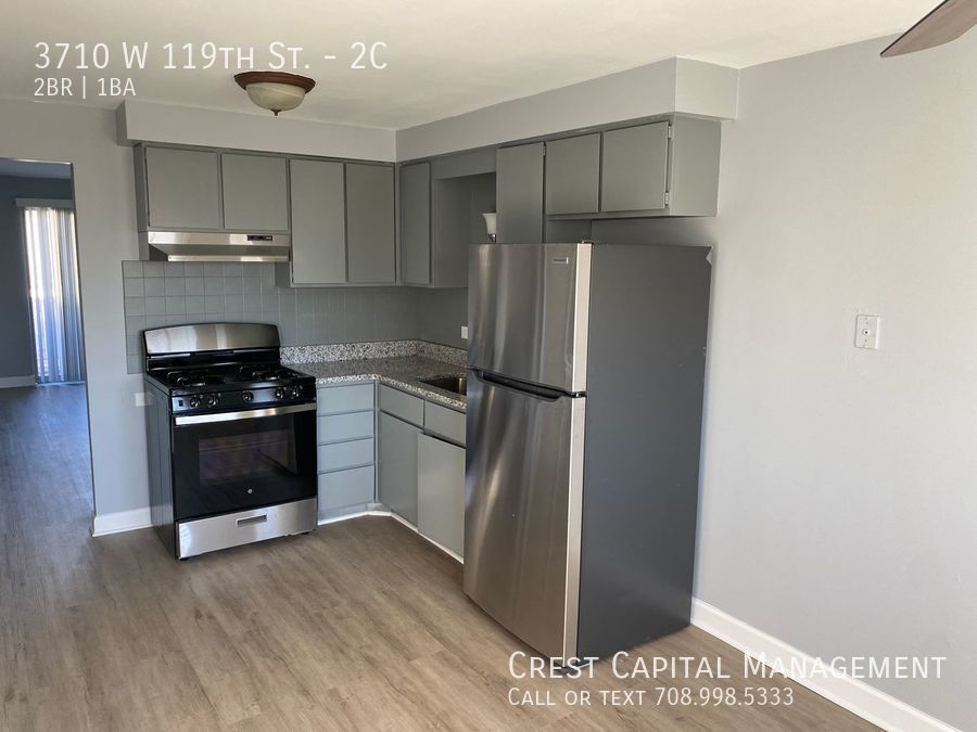 3710 W 119th St Unit 2C, Alsip, IL 60803 Room for Rent in Alsip, IL