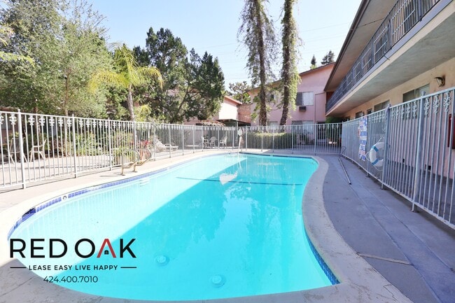 Foto del edificio - Don't Wait...2 Weeks Free Special is Going...