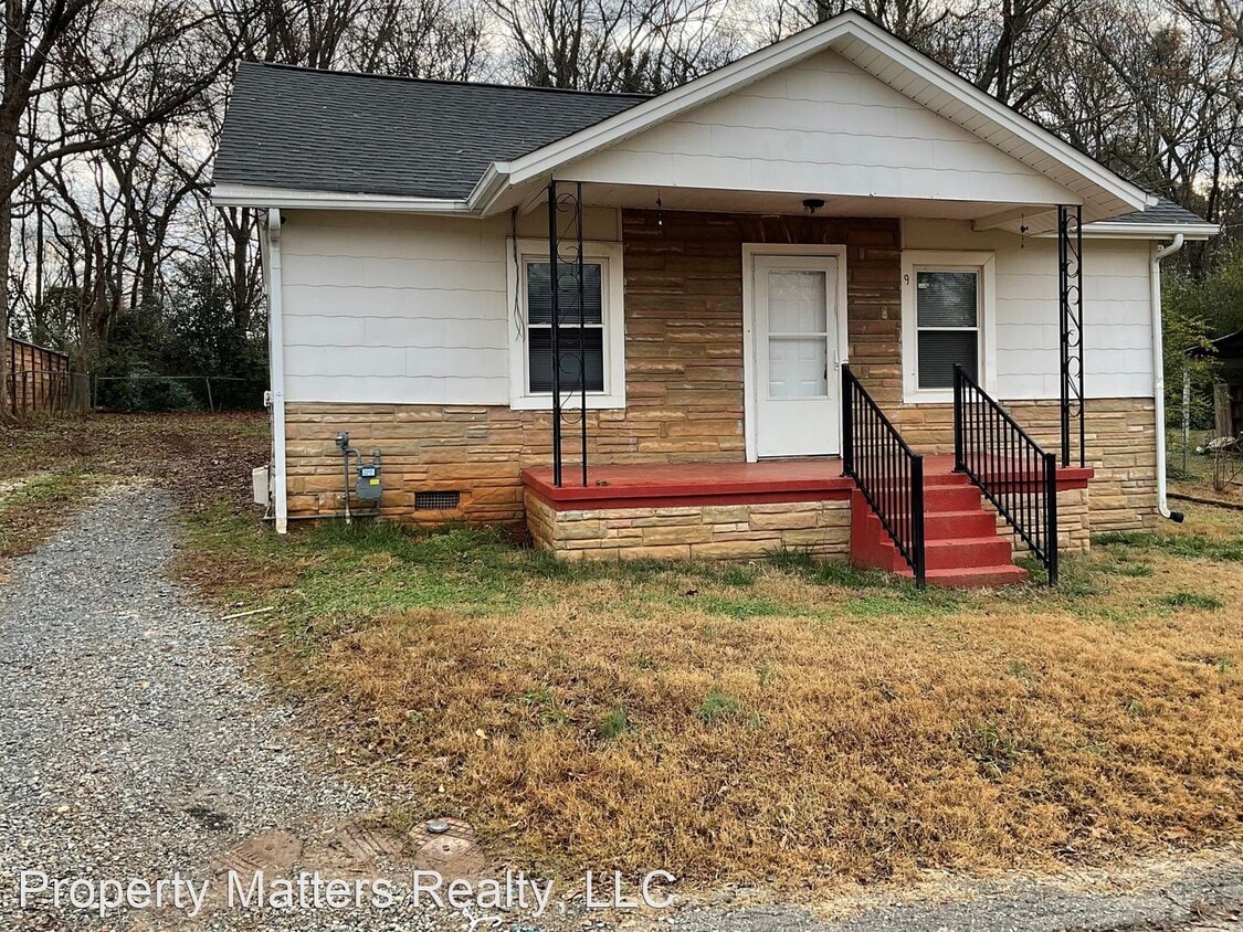 3 br, 1 bath House 9 Rhyne Place House Rental in Gastonia, NC