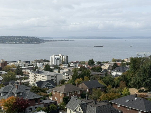 Building Photo - The Narada Apartments