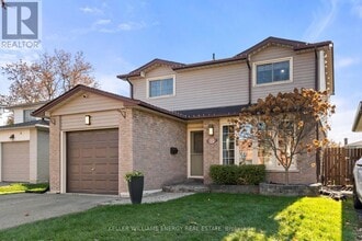 Building Photo - 11 Hobbs Dr