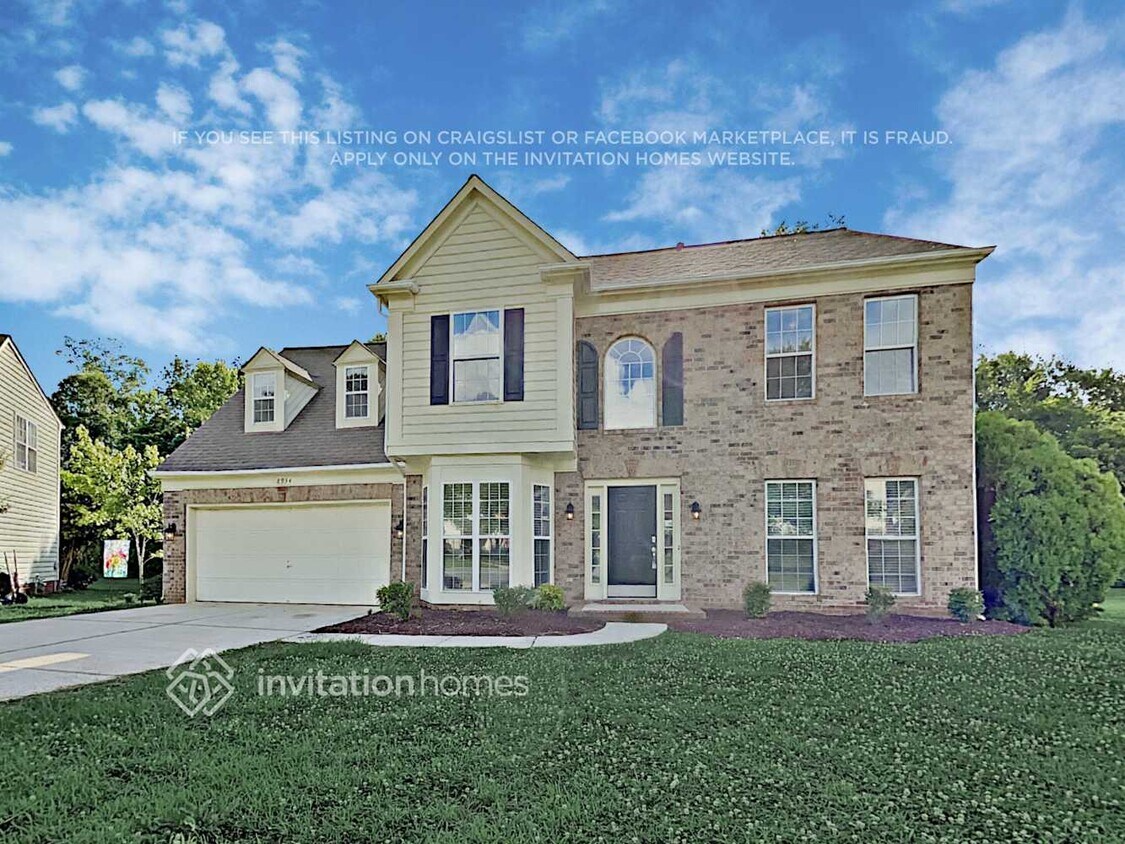 Foto principal - 8934 Lizzie Ln