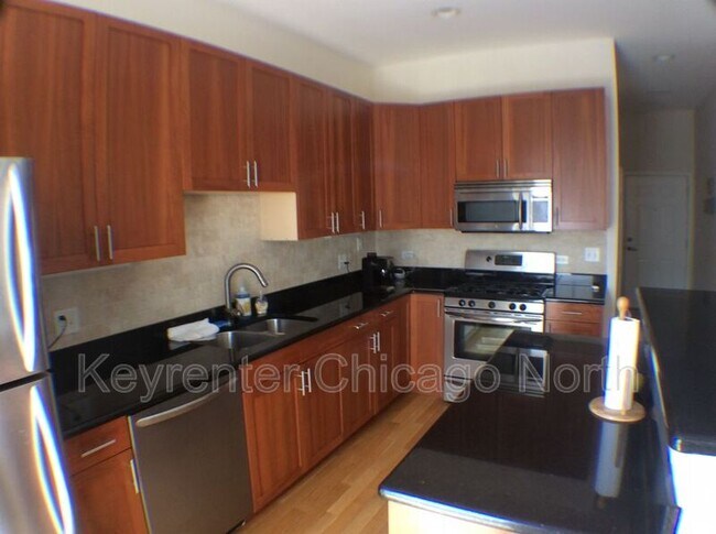 Foto del edificio - 6015 N Mozart St