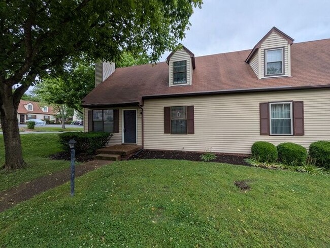 Photo - 1107 Quail Ct W House