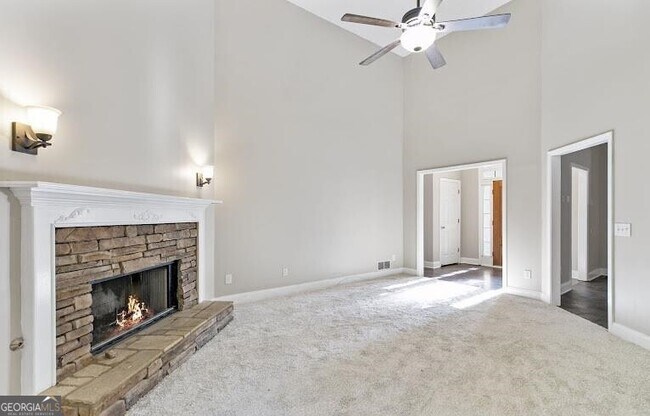 Building Photo - 61 Mulberry Pl