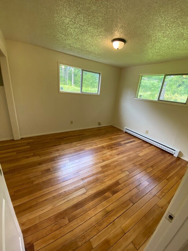 Foto del edificio - 2915 Cooper Point Rd NW