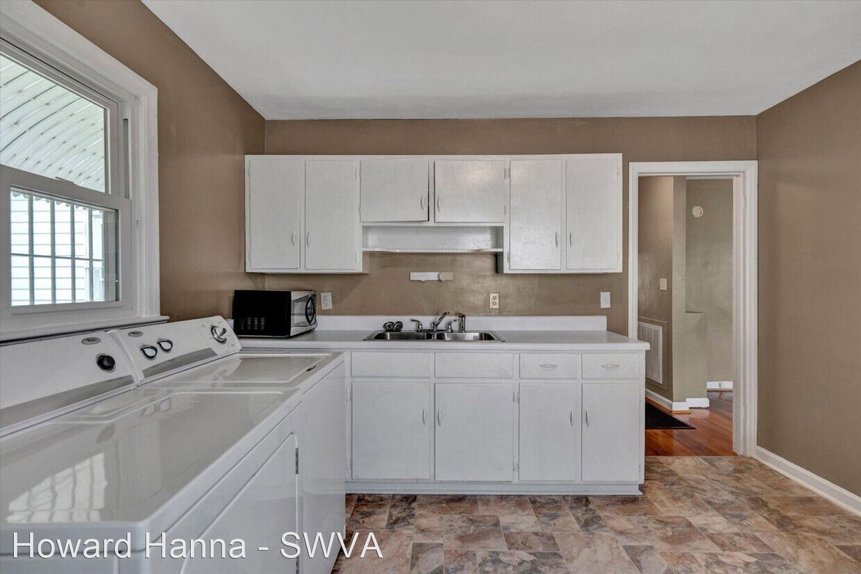 Foto del edificio - 2 br, 1 bath House - 2411 Clifton Street NW