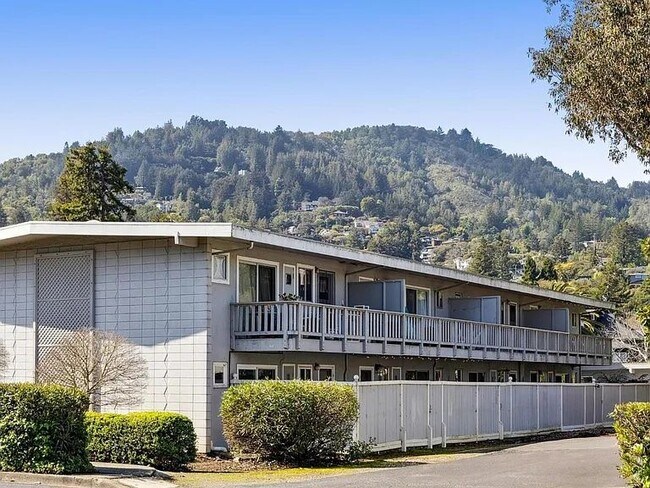 Foto del edificio - 61 Pixley Ave