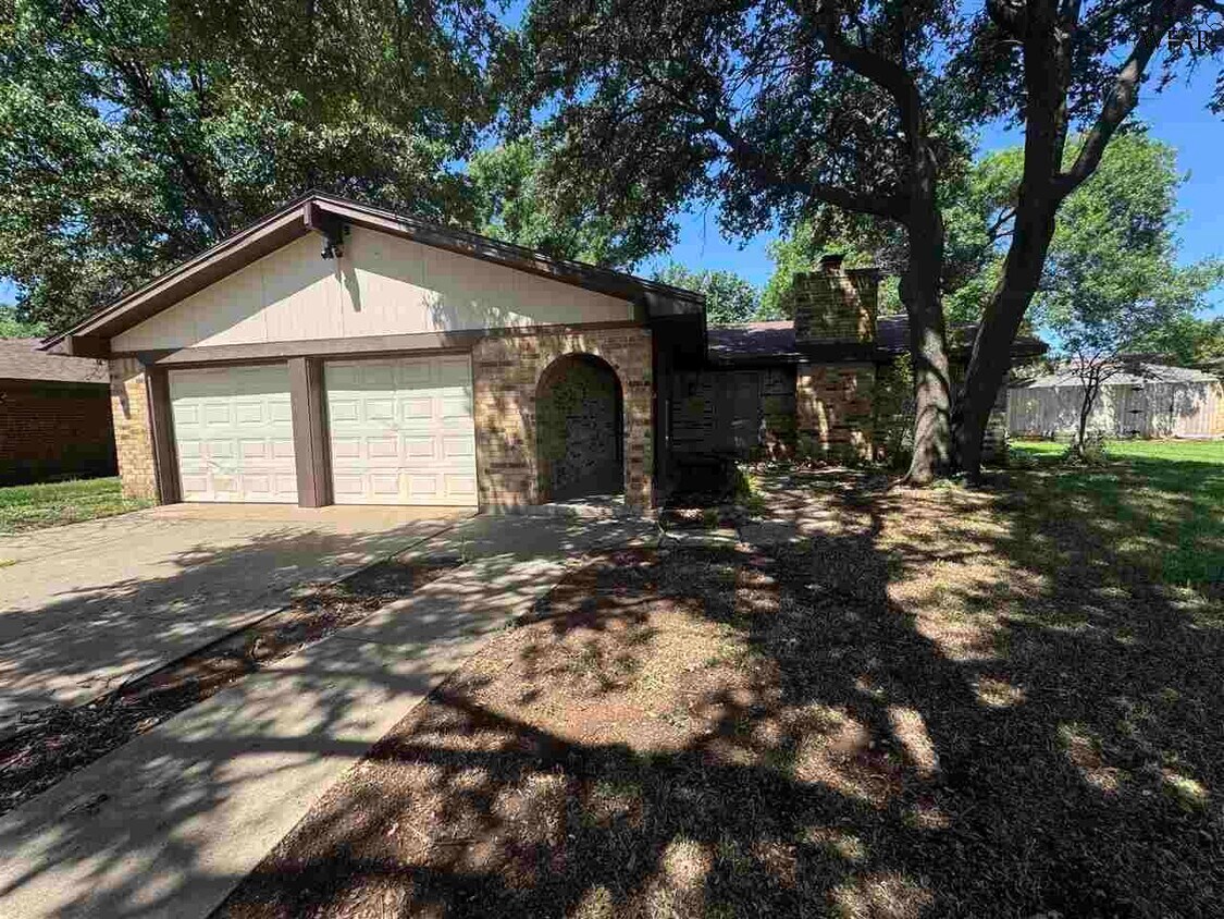 Foto principal - 3002 Cromwell Ave