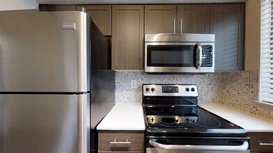 Building Photo - 4710 Abbott Ave