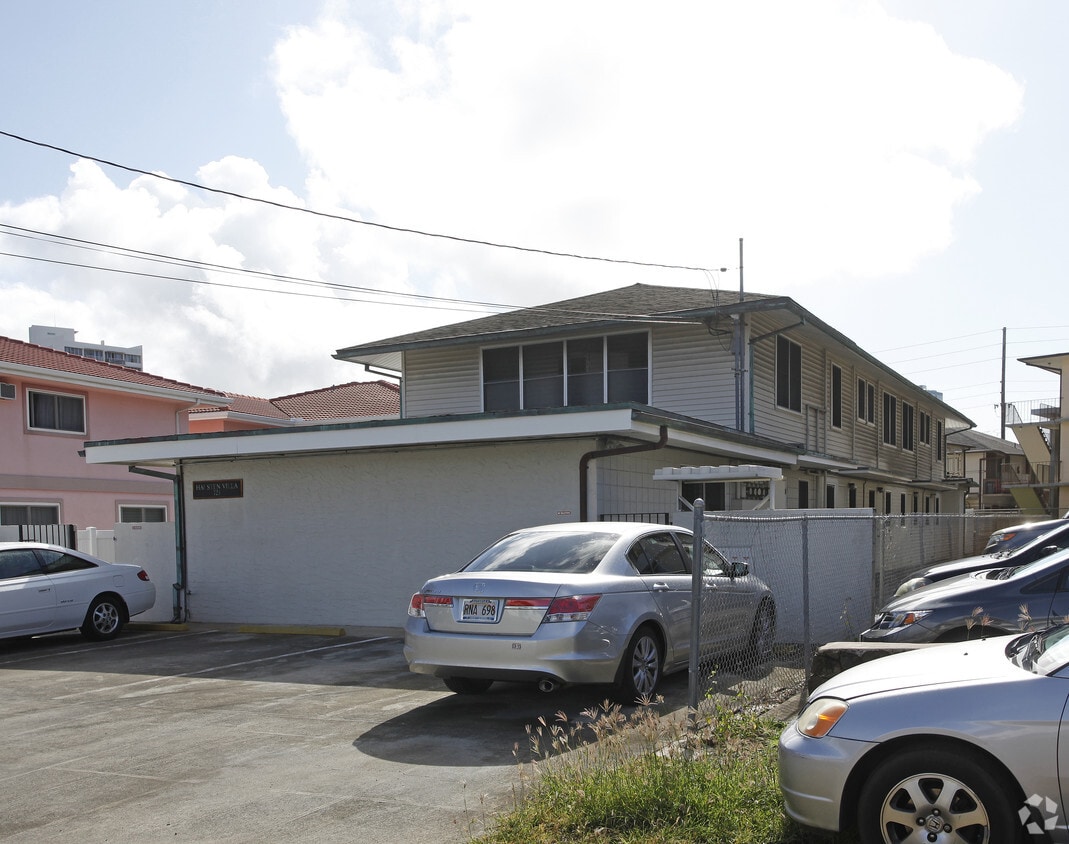 Building Photo - 723 Hausten St