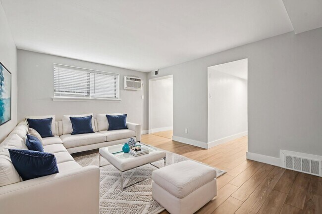 Foto del edificio - Mt. Airy Manor