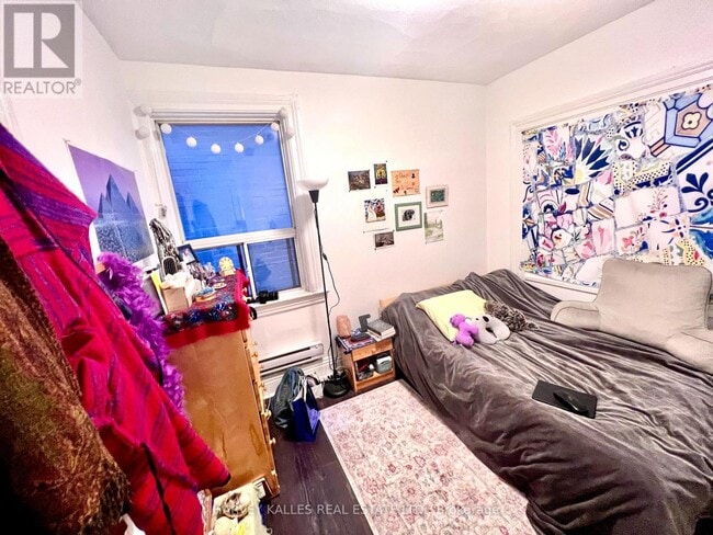 Building Photo - 791 Bathurst St