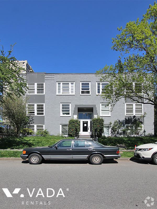 Building Photo - 1235 Burnaby St