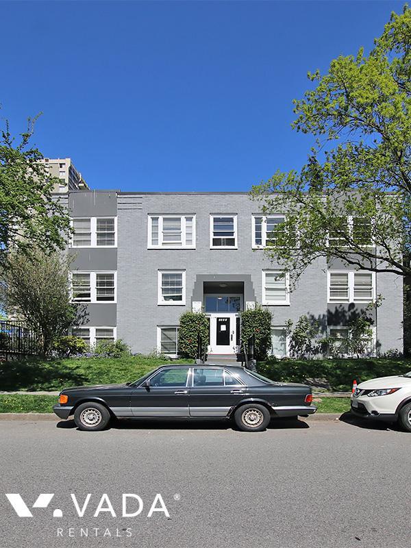 Photo principale - 1235 Burnaby St