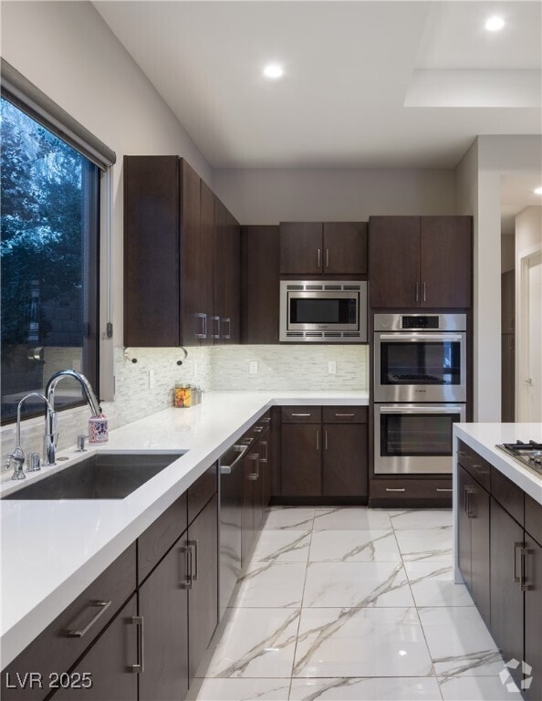 Building Photo - 80 Glade Hollow Dr