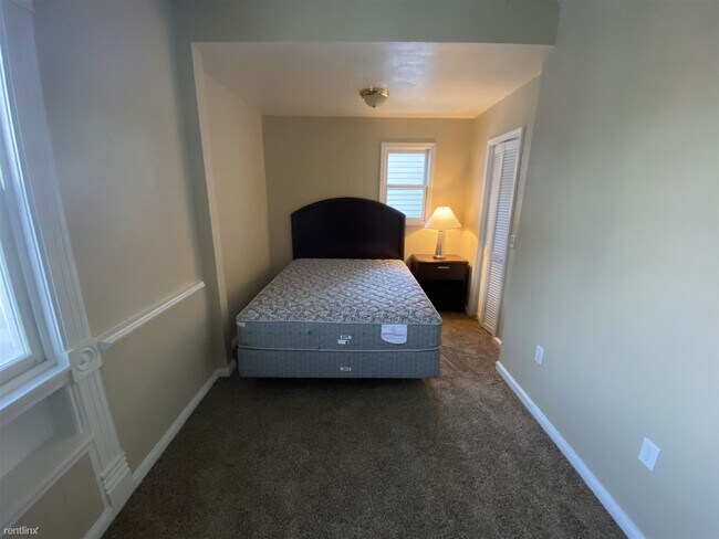 Foto del edificio - 2 br, 1 bath House - 608 Leland Ave