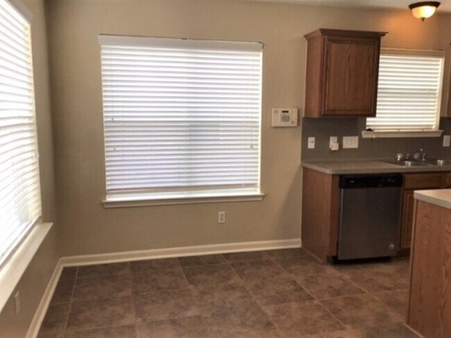 Foto del edificio - 18018 Melissa Springs Dr