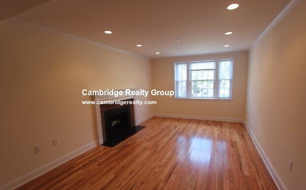 Building Photo - 73 Langdon St