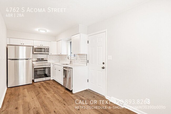 Building Photo - Modern Elegance Meets Comfort: Newly Remod...