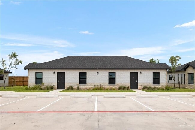 Building Photo - 530 S State Hwy 336