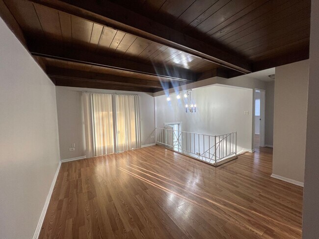 Foto del edificio - 22223 Navaho Ave