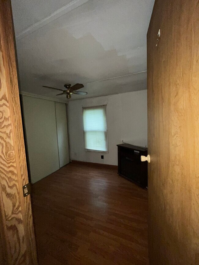 Foto del edificio - 602 S County Rd 800 E