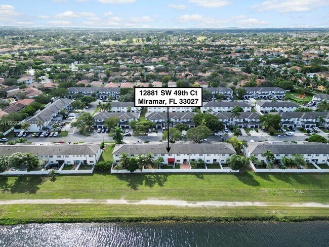 Foto del edificio - 12881 SW 49th Ct