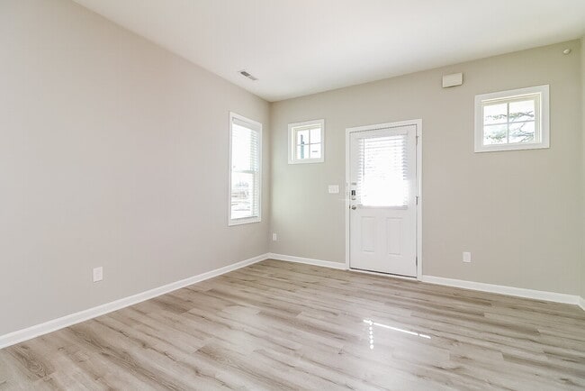 Foto del edificio - 167 E Wilson St