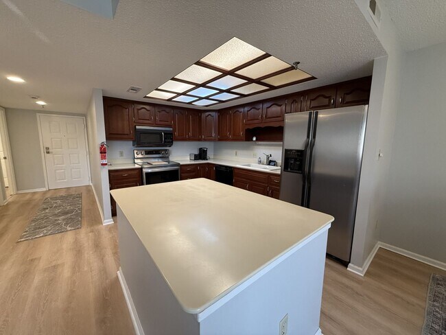Foto del edificio - Luxury Living at Midtown Square
