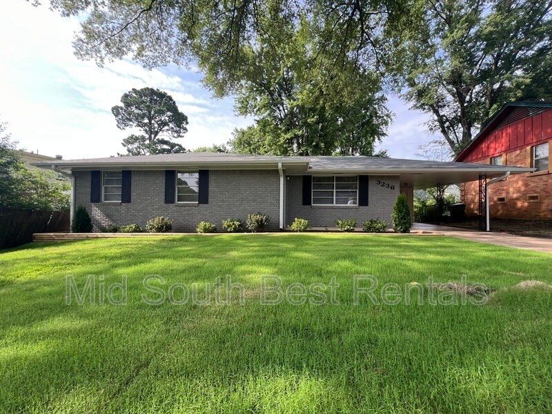 Foto principal - 3236 Gaylord Ln
