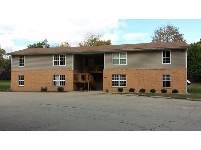 Building Photo - 124 Kenneth Dr