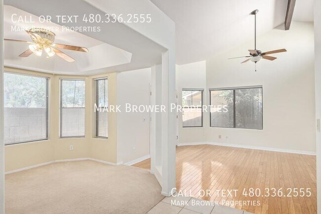 Foto del edificio - 18002 N 12th St